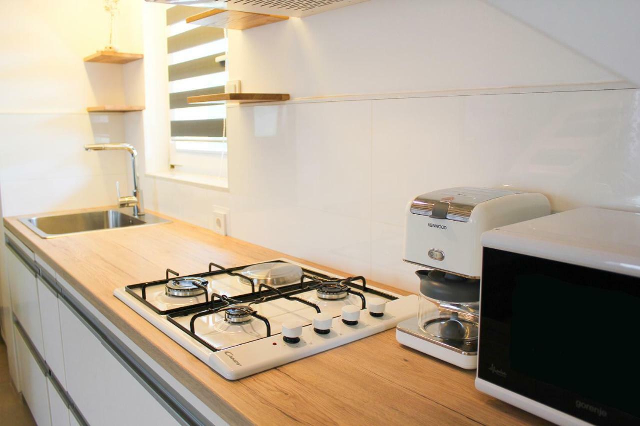 Holiday Home Liberta Krnica Esterno foto